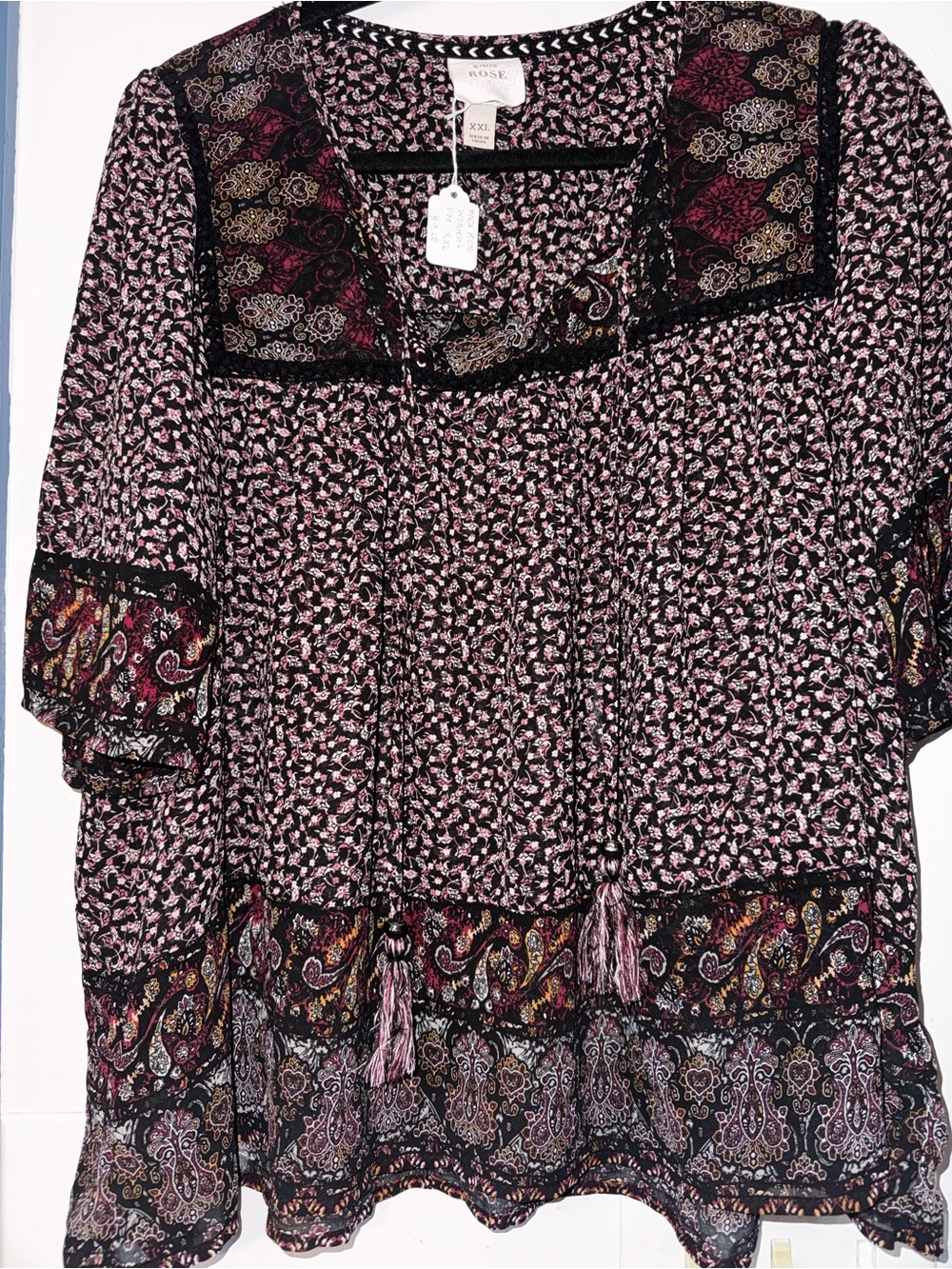 Knox Rose Paisley Mixed-Print Tunic in Pink and Black